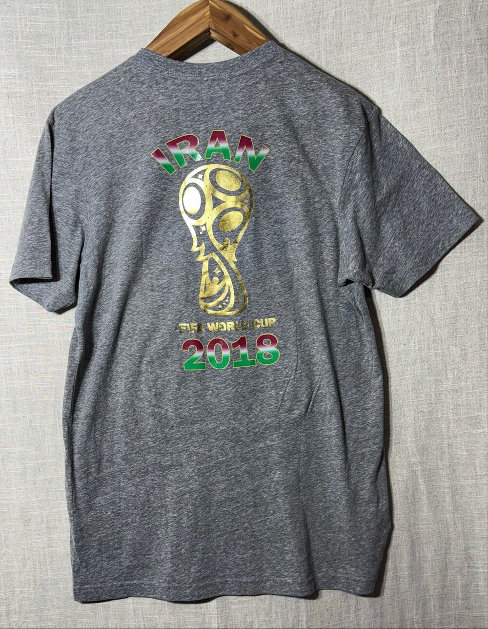 FIFA World Cup 2018 Iran Soccer Graphic Tee Shirt Gray Gold Trophy NWOT Large